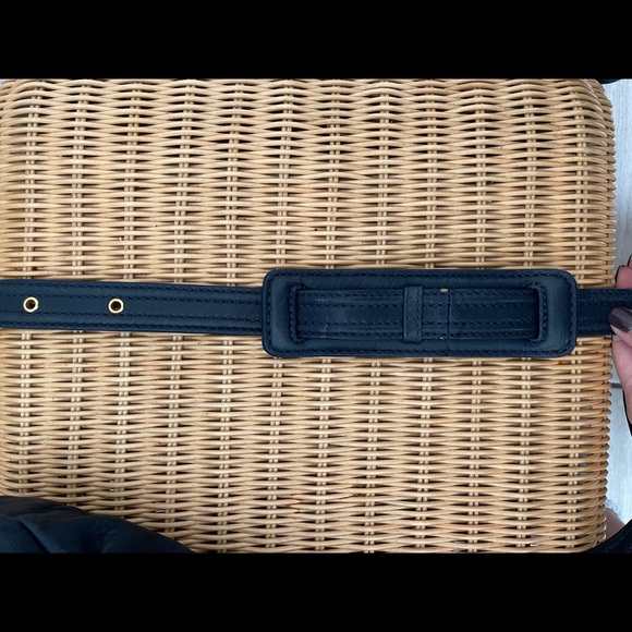 Marc Jacobs Navy Blue cross body/hobo bag - Picture 9 of 9